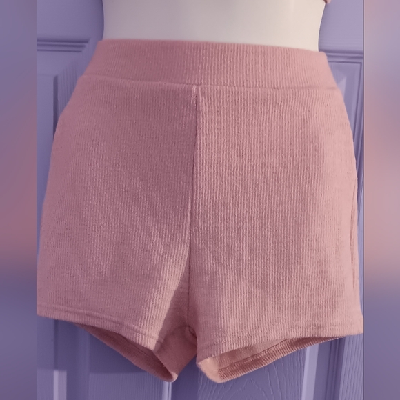 SHEIN | Sleeveless Knit Fitted Crop Top & Knit Shorts Small - Picture 4 of 5